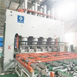 Машина за пресоване на меламин